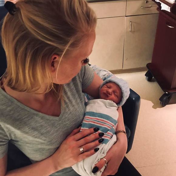 Meet your Posher, Krystal - Picture 1 of 1